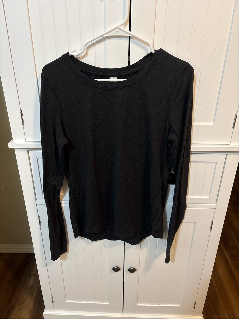 Soft Gym Yoga Marika Charcoal Gray Long Sleeve Activewear Workout Top M